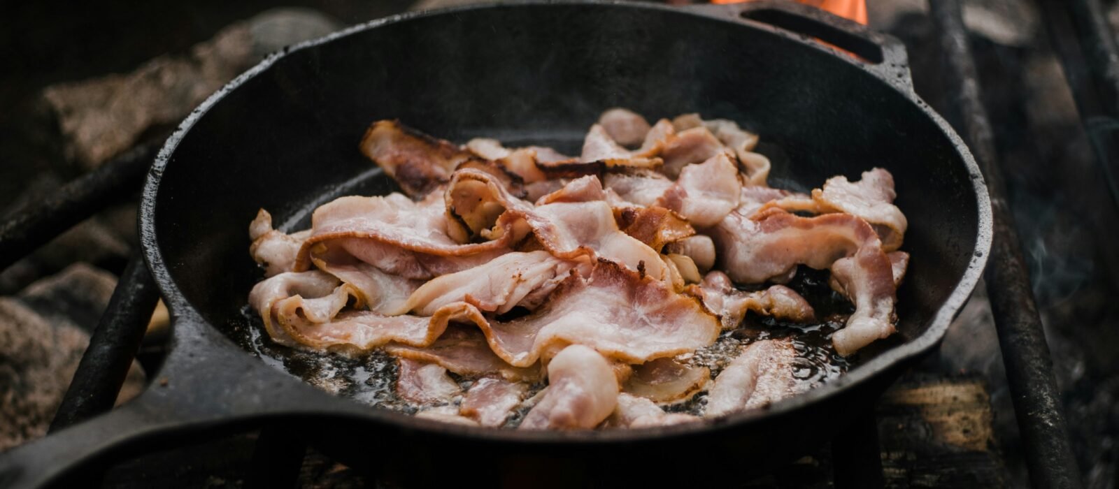 Best Cast Iron Skillets in 2026: Sear Better, Last Longer, and Build the Seasoning That Makes Cast Iron Worth the Learning Curve