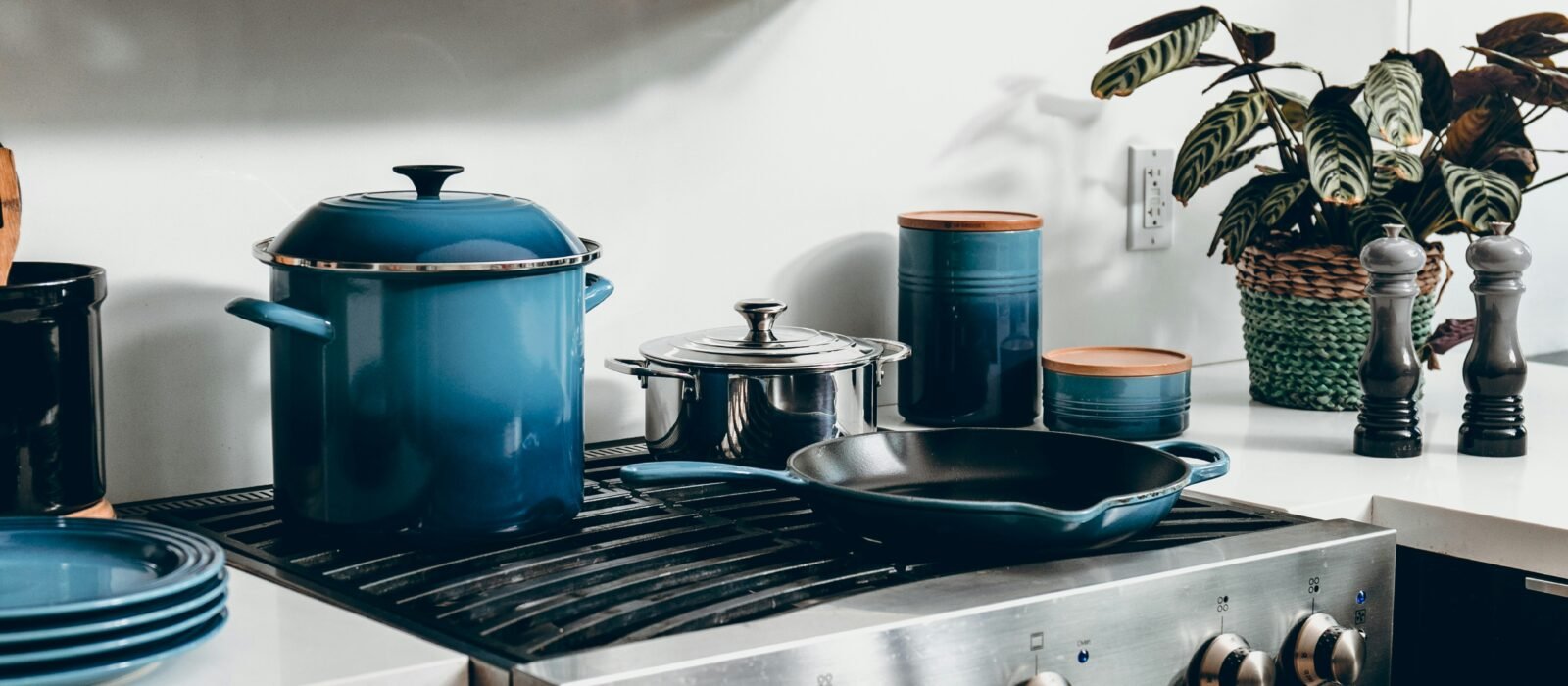 Best Cookware for Induction Stoves in 2026: 5 Top-Rated Sets for Magnetic Compatibility, Fast Heating, and Even Cooking Performance