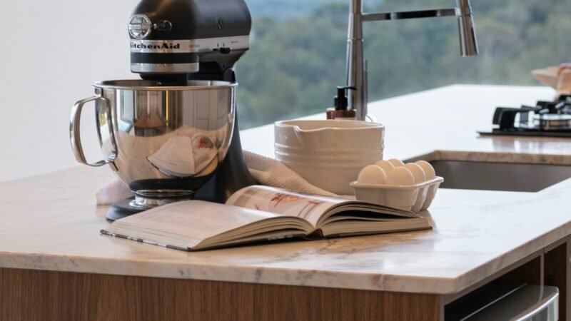 Best Stand Mixers Under $200 in 2026: Powerful Motors, Versatile Attachments, and Builds That Last