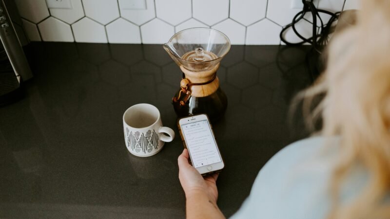 Best Smart Coffee Makers in 2026: 5 Picks That Earn Their App and 3 Brands to Skip